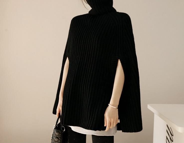 Damen Strickponcho mit hohem Kragen und Schlitzen Norvielle