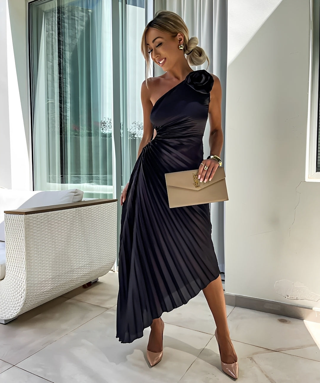 Damen Schulterplissee-Kleid mit Rose Print