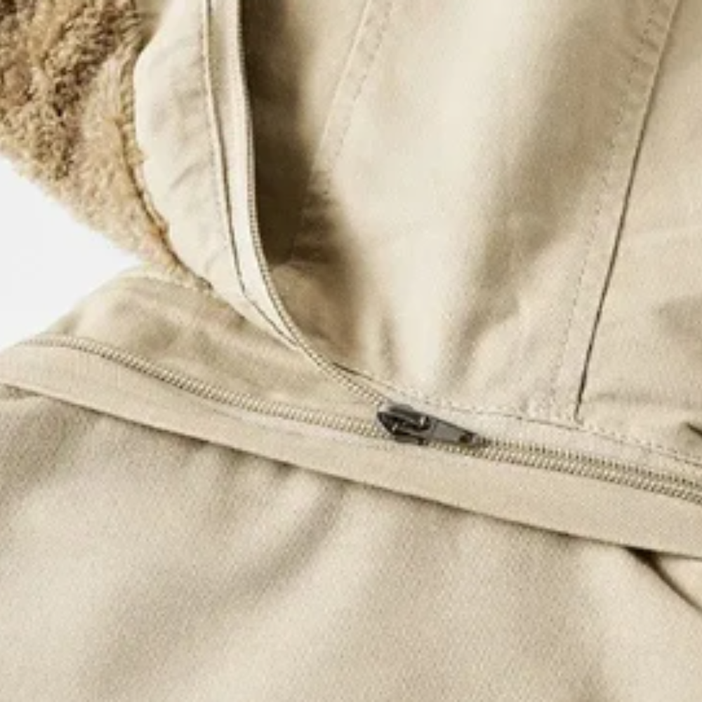Gepolsterte Damen Winterjacke Isoliert