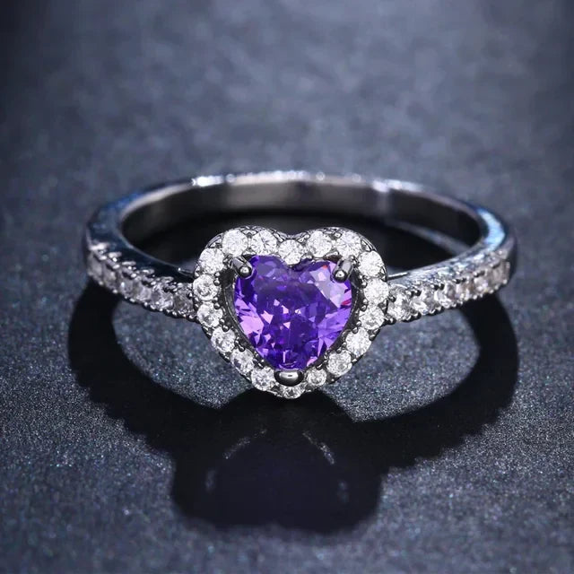 Herzförmiger Verlobungsring Diamant Weißgold
