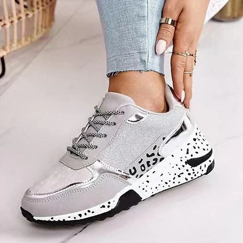 Conie Schnürschuhe im Leoparden-Design