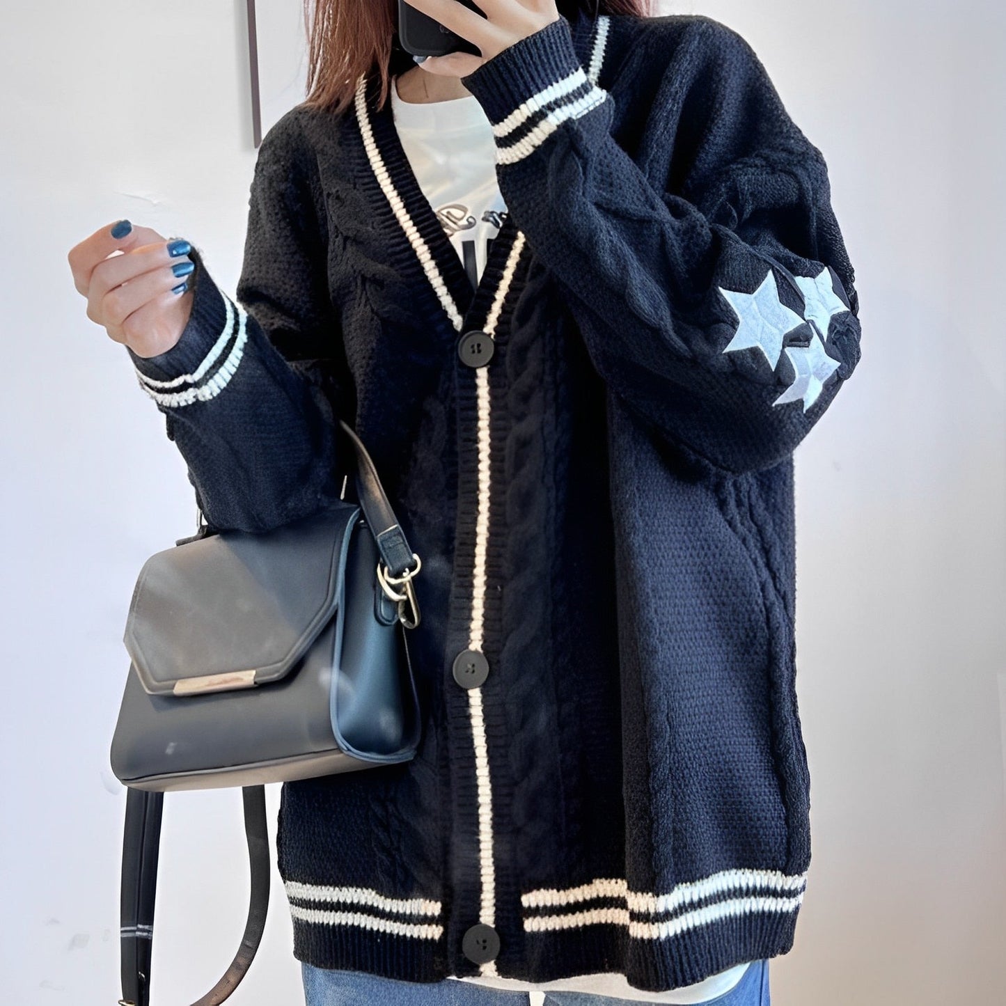 Elarova | Kuschelige KaramellStrickjacke | Damen Herbstmode mit Sternenstickerei