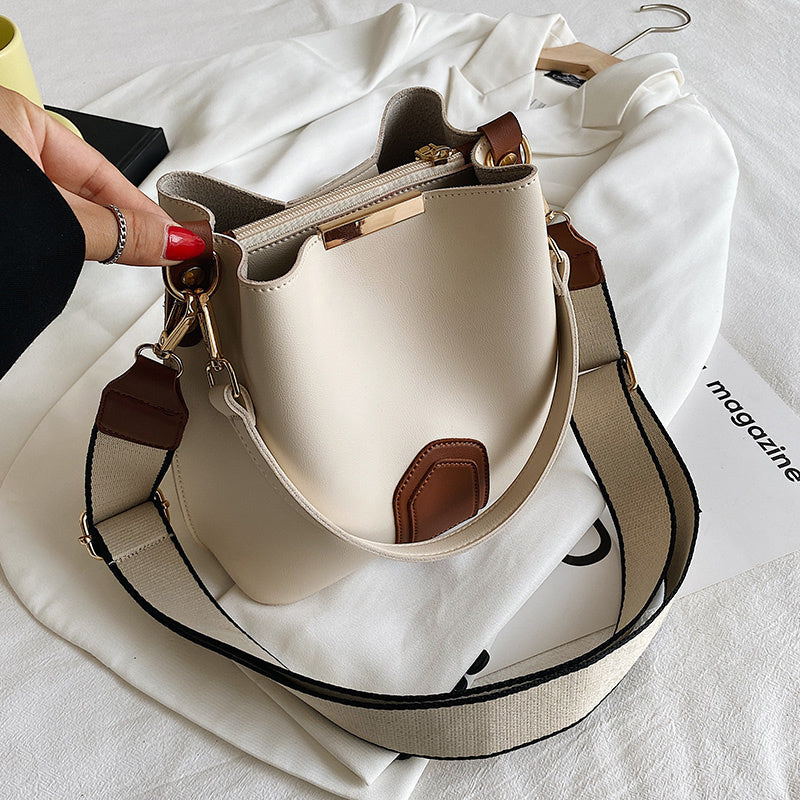 Elarova | Stilvolle Premium Leder Schultertasche