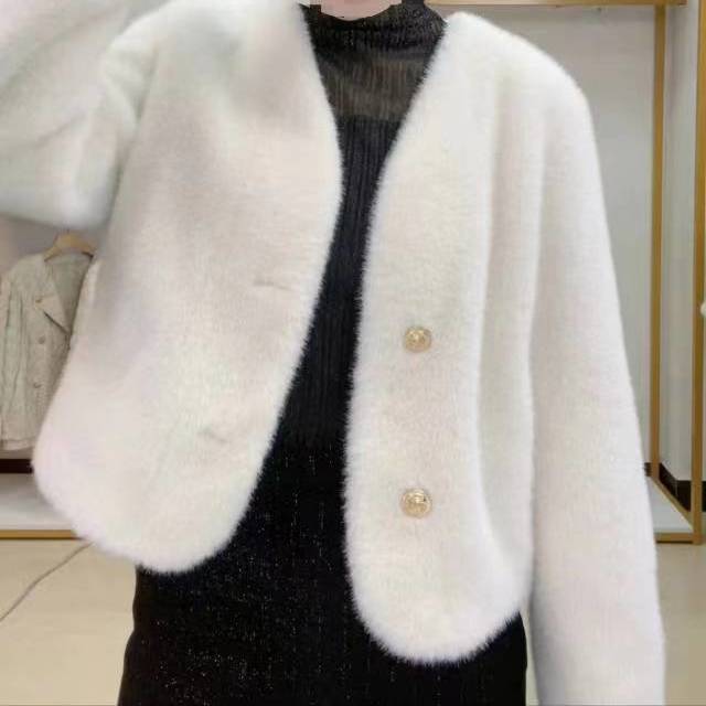Damen Kurzjacke Flauschig mit Knöpfen Norvielle