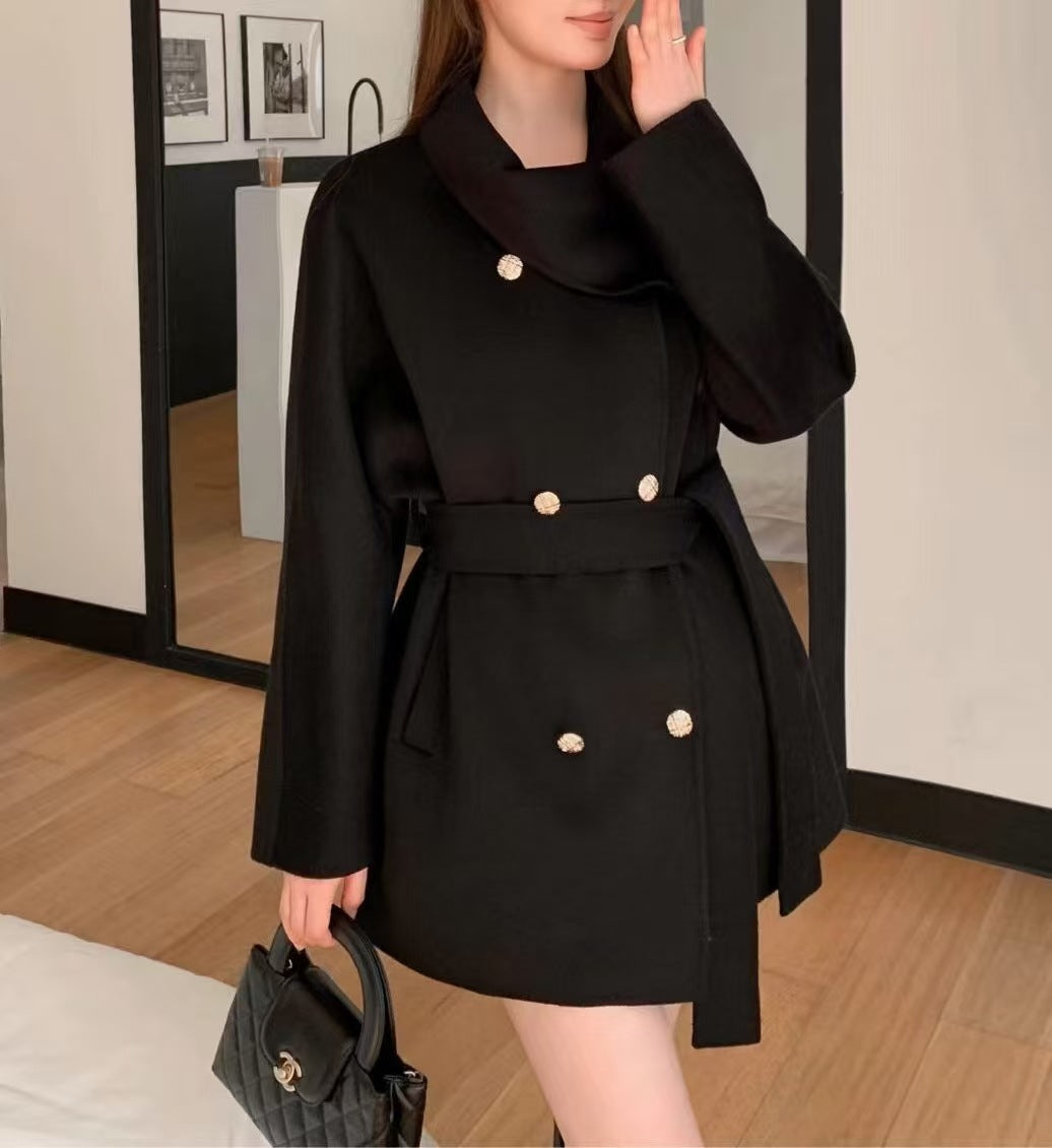 Damen Kurzjacke Asymmetrischer Kragen Goldknöpfe