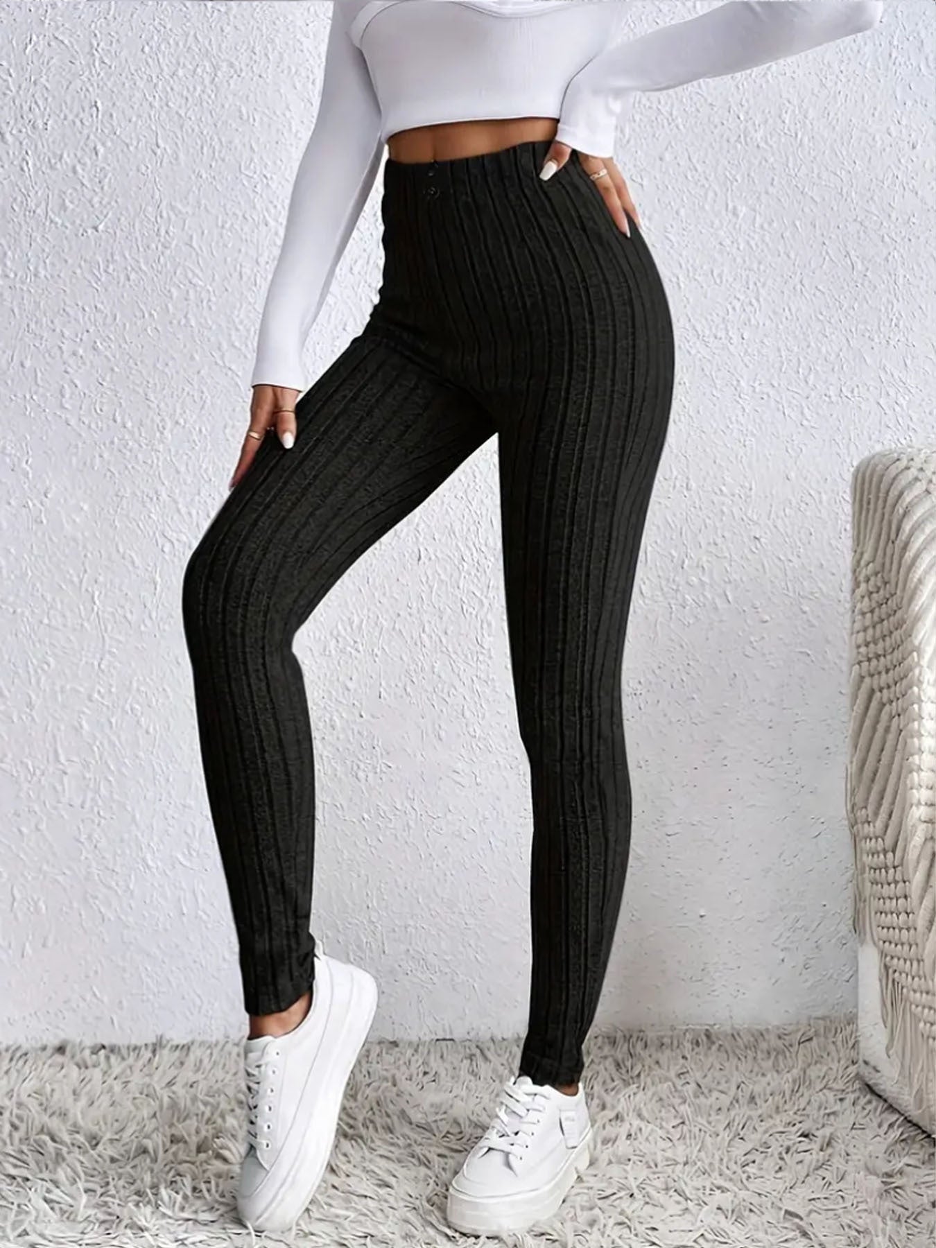 Damen Hochtaillierte Rippstrickleggings Norvielle wird zu:
Norvielle