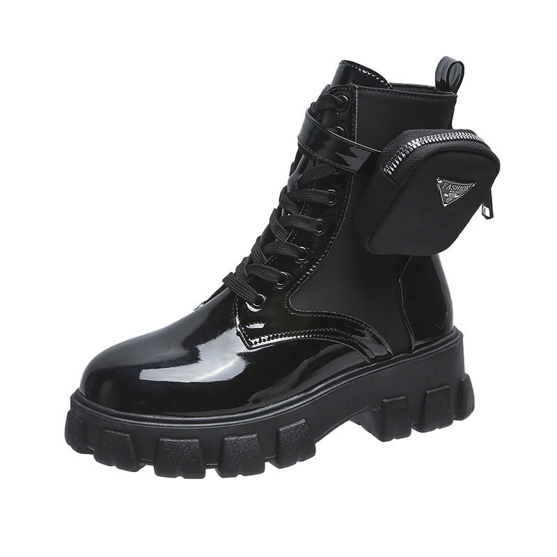 Damen Stiefel mit Tasche und auffälliger Sohle