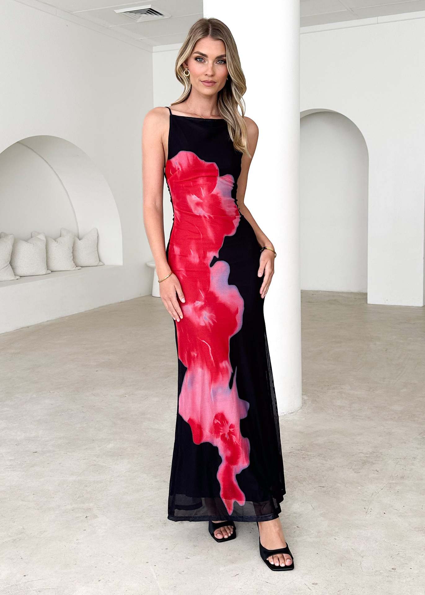 Damen Maxikleid Floralmuster Schmale Träger Norvielle