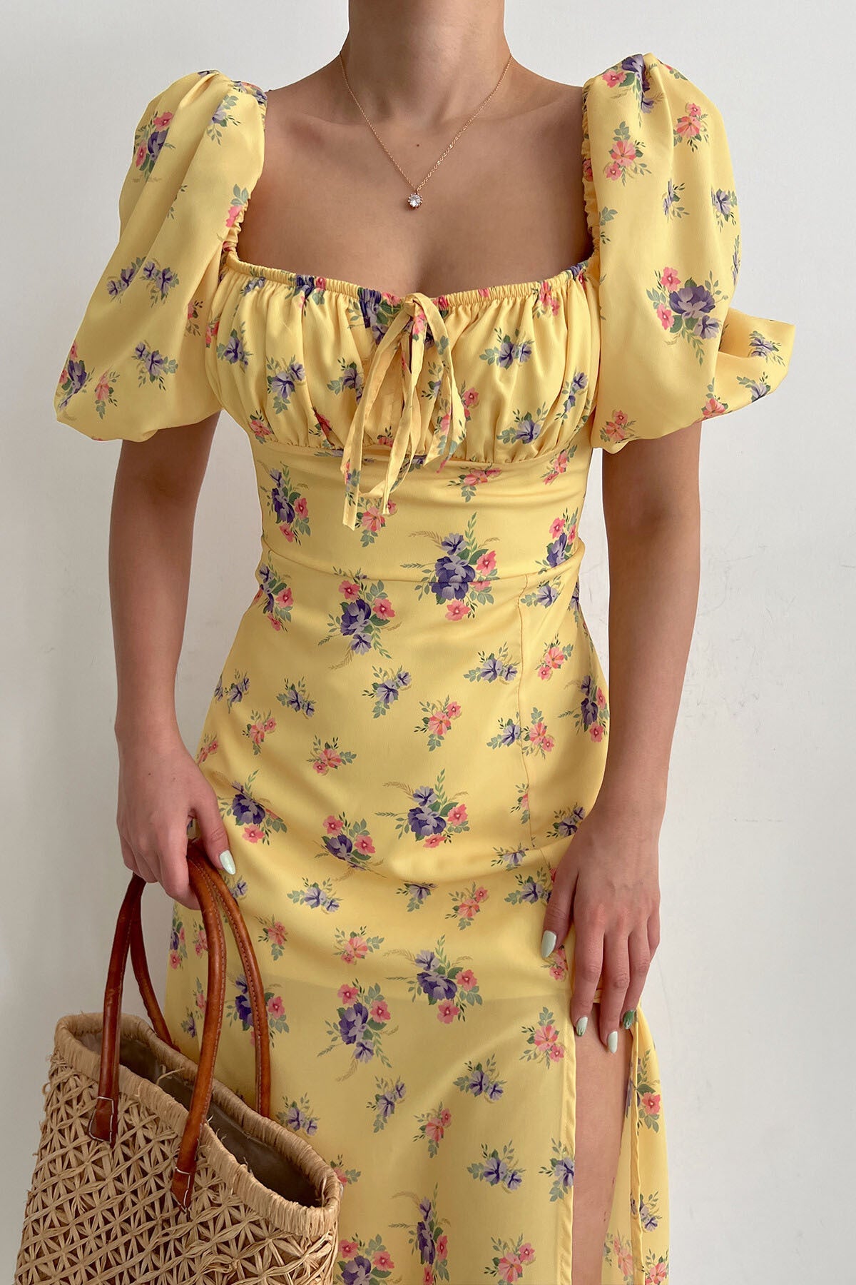 Damen Maxikleid Blütenmuster Puffärmel Hoch Beinschlitz Norvielle