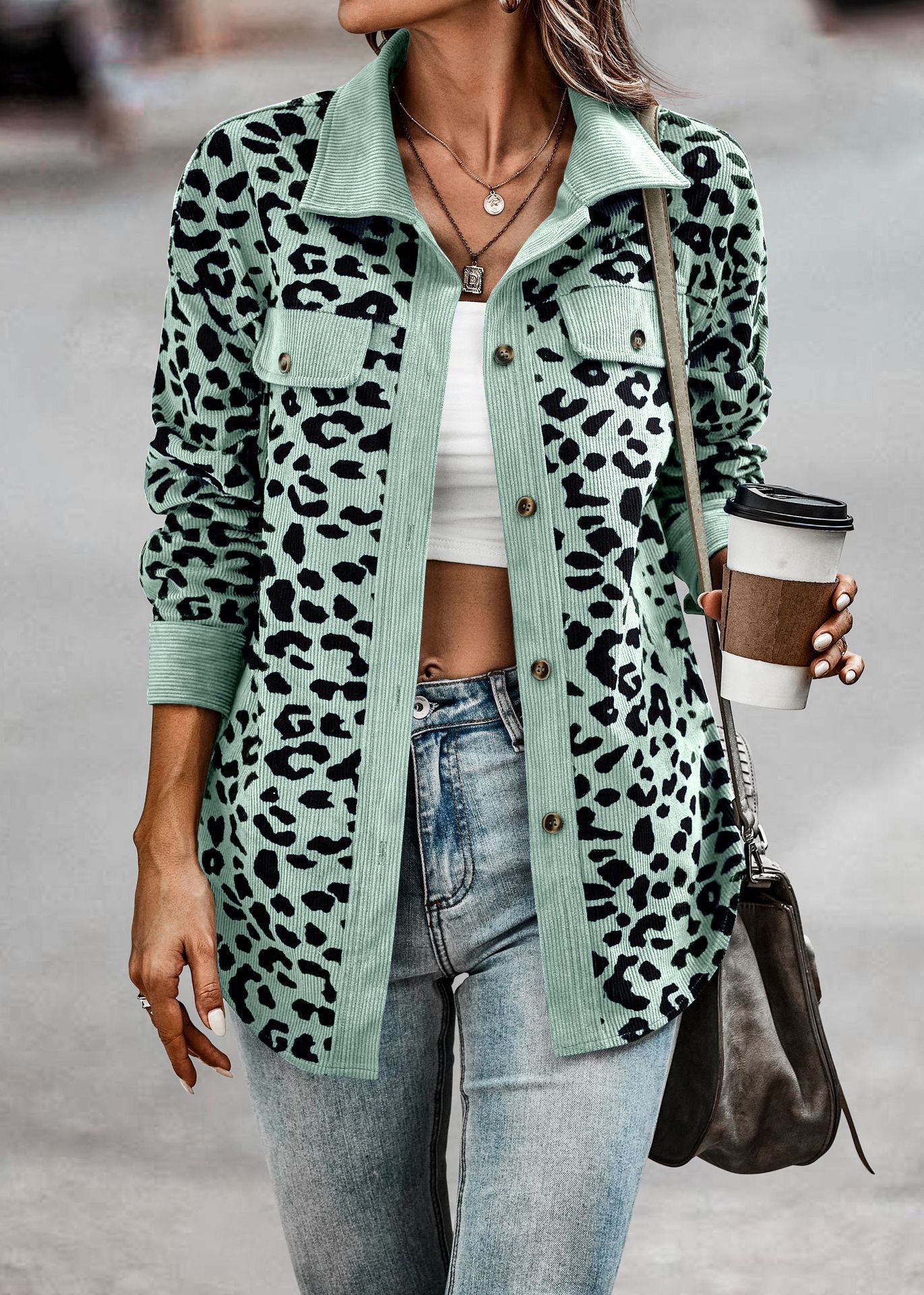 Damen Kordjacke Leo-Print mit Brusttaschen Norvielle