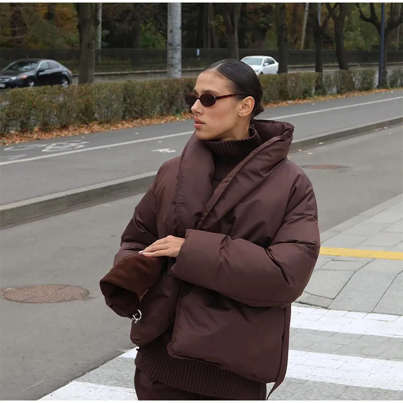 Damen Modische gefütterte Jacke mit Bindegürtel