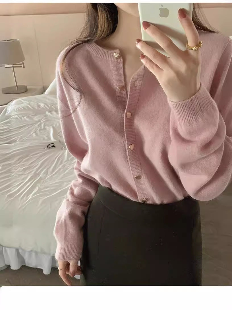 Damen Strickjacke mit Herzknöpfen Rippstruktur Beige