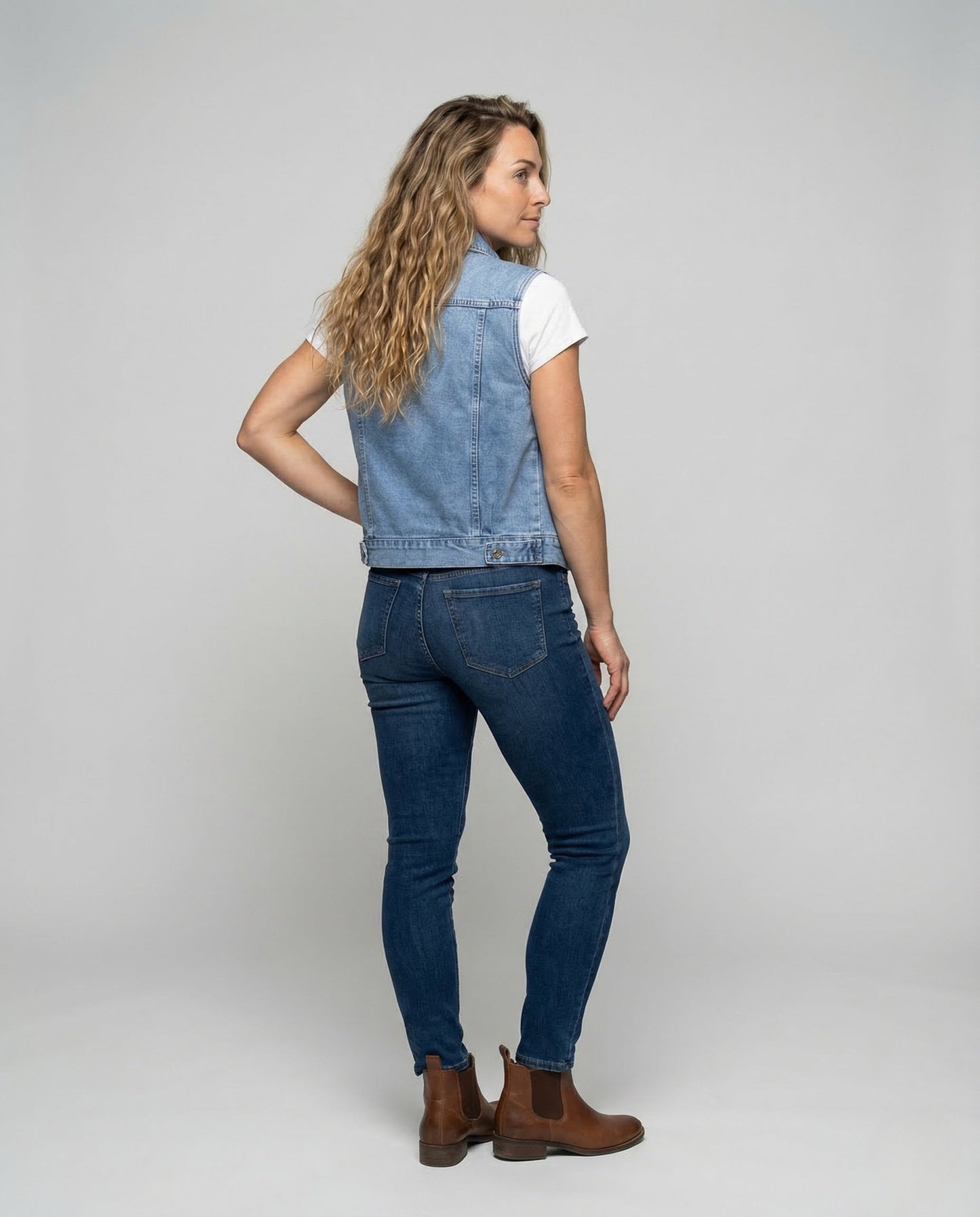 Product 15533343080778 - back_view