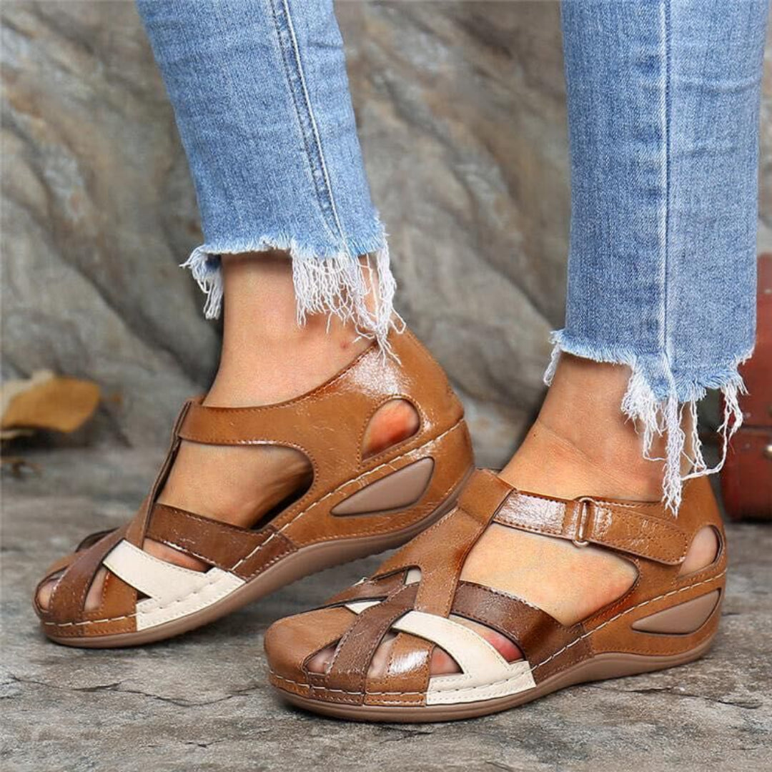 Adrianda Damen Sandalen Klettverschluss Atmungsaktiv Beige