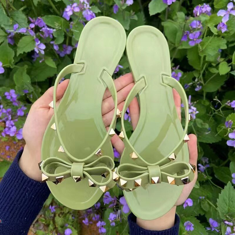 Norvielle Damen Flip-Flop-Sandalen Nieten