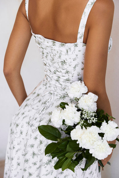 Pastellgrünes Damen Midikleid Taillenformend