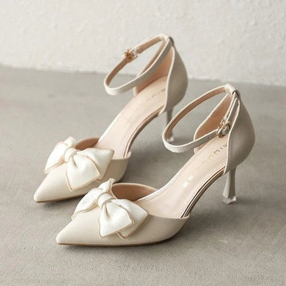Damen Pumps mit Schleife Spitzenabsatz