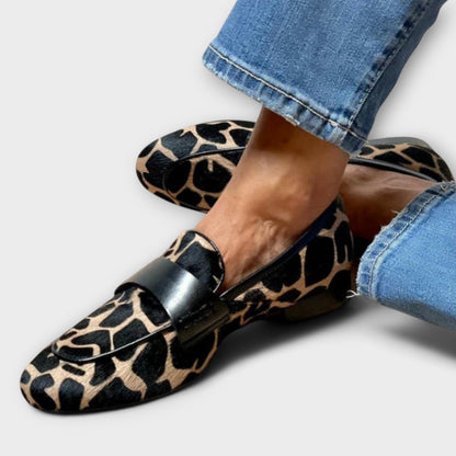 Claire Damen Loafers Tierdesign Leder
