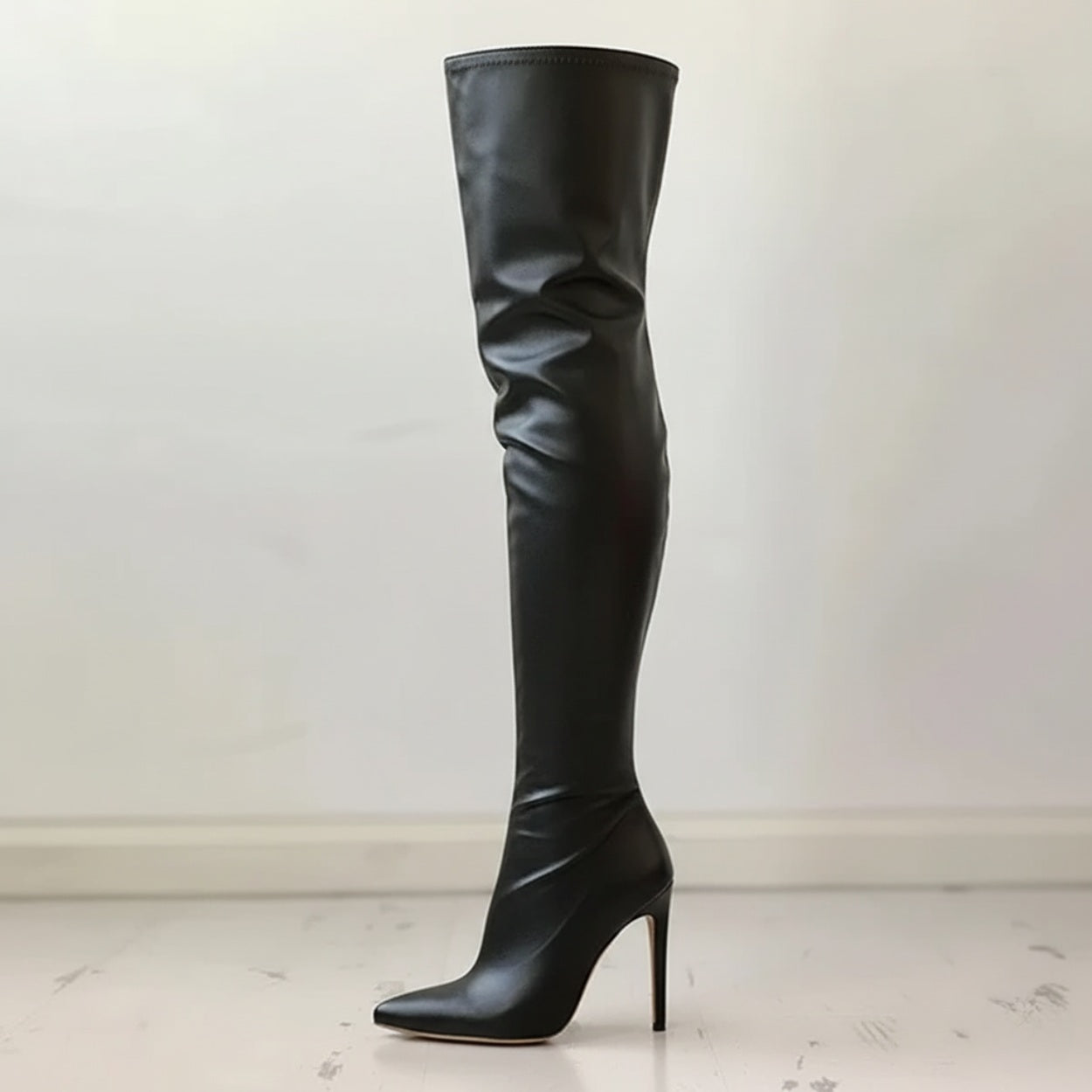 Damen Overknee-Stiefel Leder Spitze Stiletto-Absatz Schwarz - Norvielle