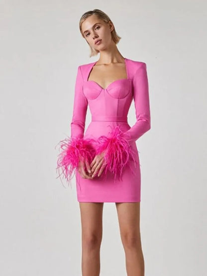 Damen Minikleid mit Federdetails Elegantes Design
