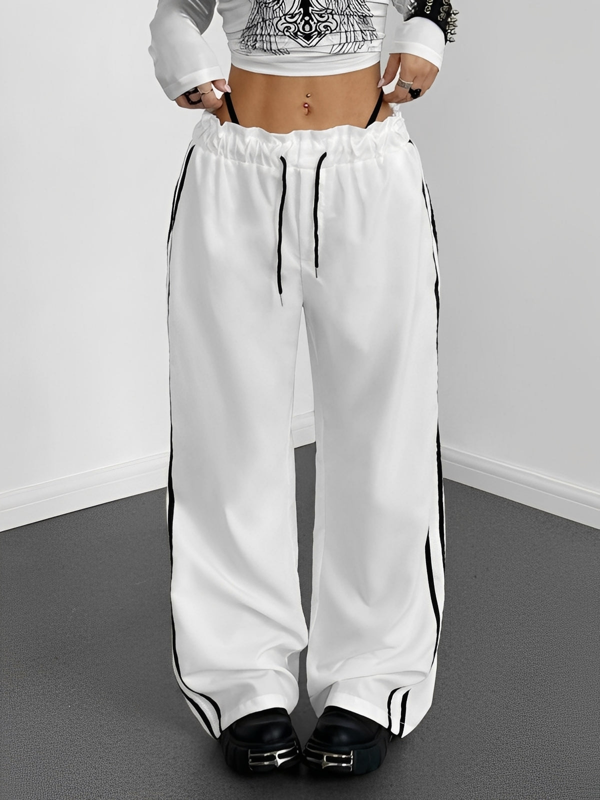 Damen Straight-Hose Weit Geschnitten Sportlich Schwarz - Norvielle