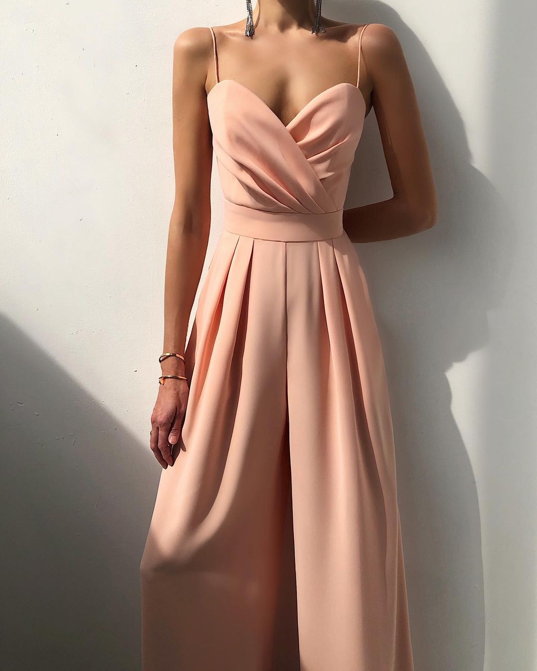Damen Jumpsuit Elegantes Fließendes Design Spaghettibänder