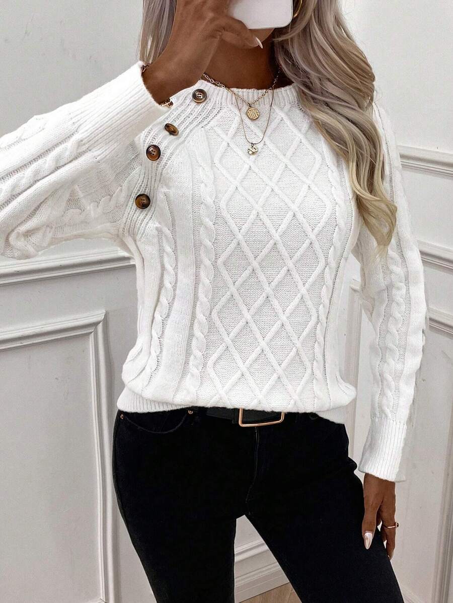 Clara Damenpullover Knopfdetails Zopfmuster
