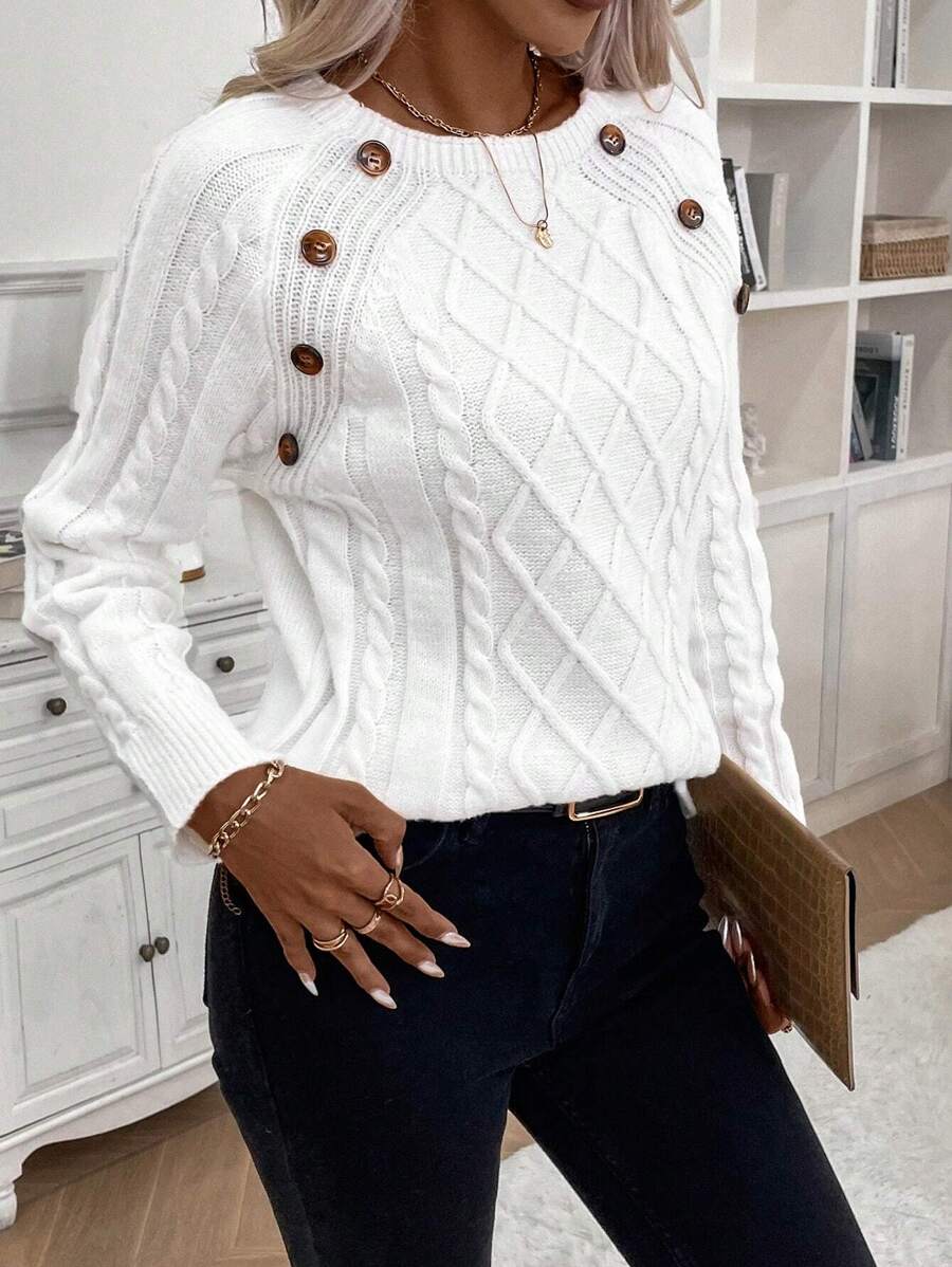 Clara Damenpullover Knopfdetails Zopfmuster