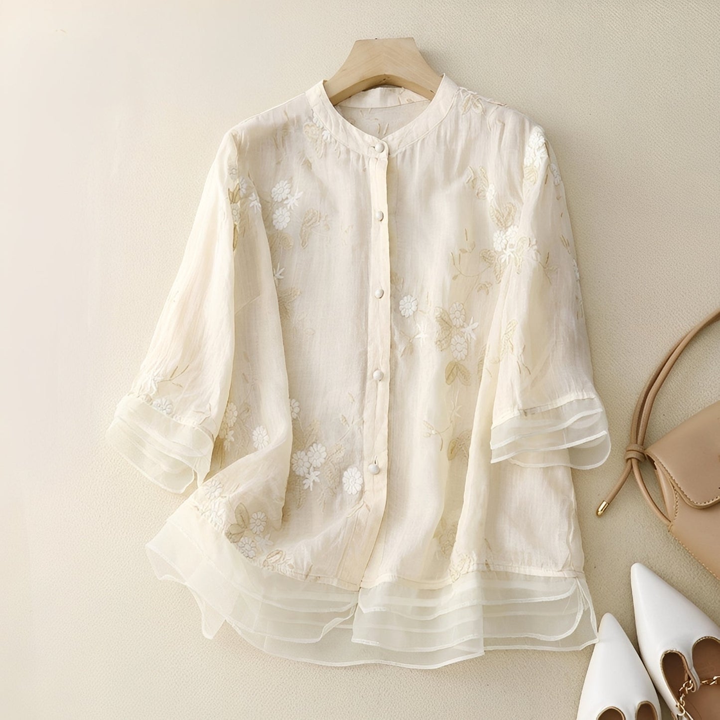 Elegante Damenbluse Gestickte Blumen Weiss