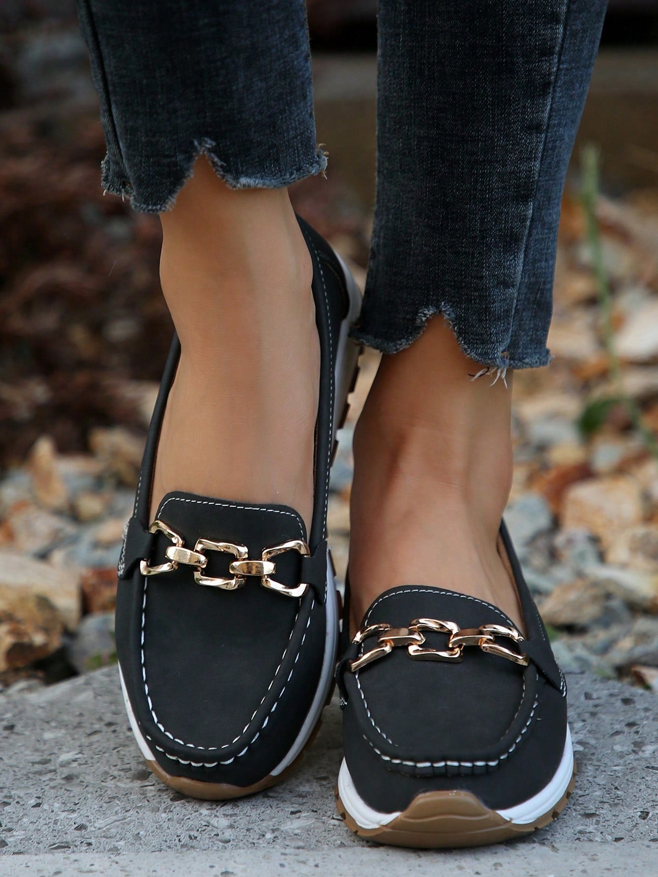 Damen Loafers Elegantes Metalldesign