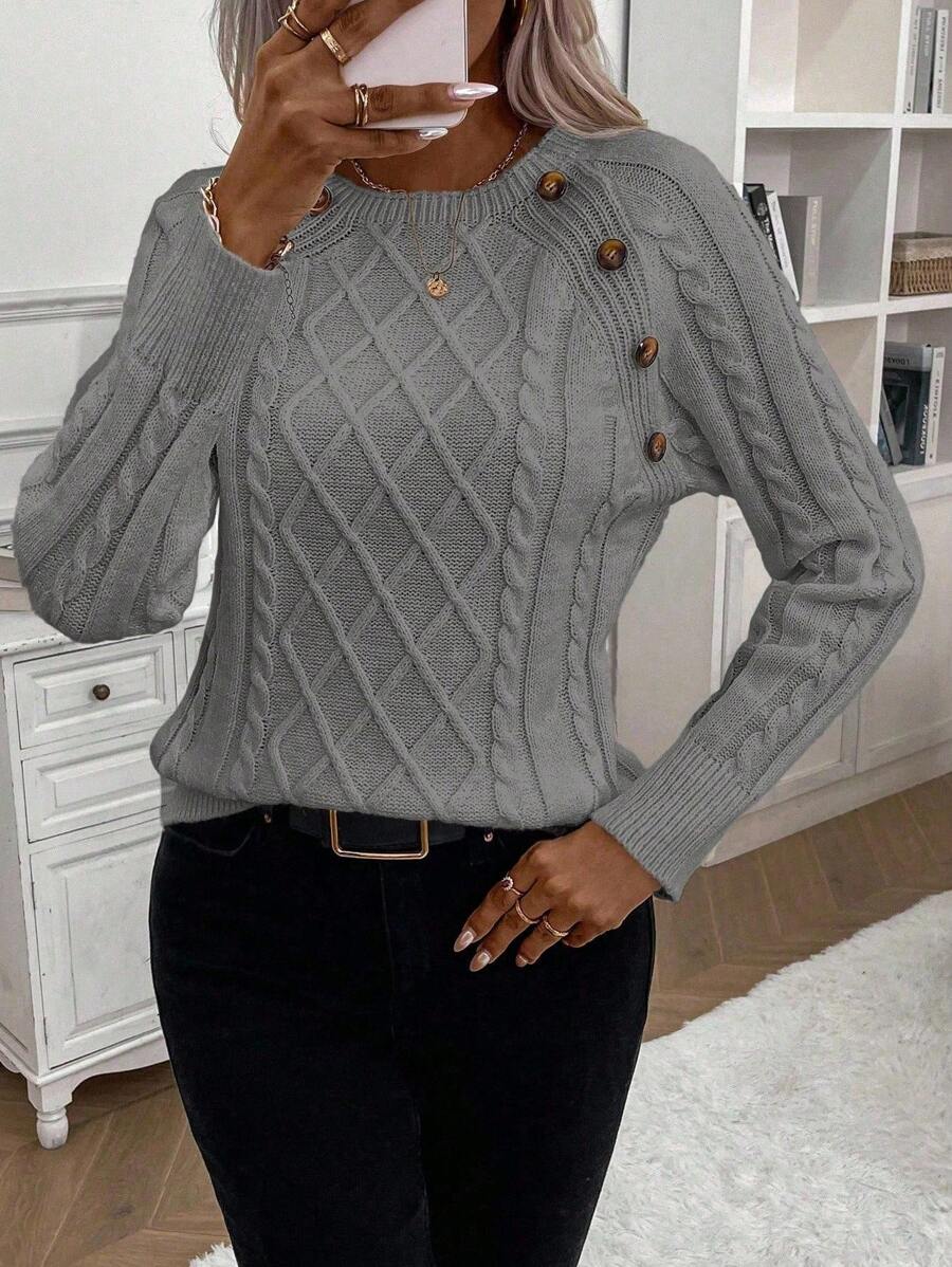 Clara Damenpullover Knopfdetails Zopfmuster