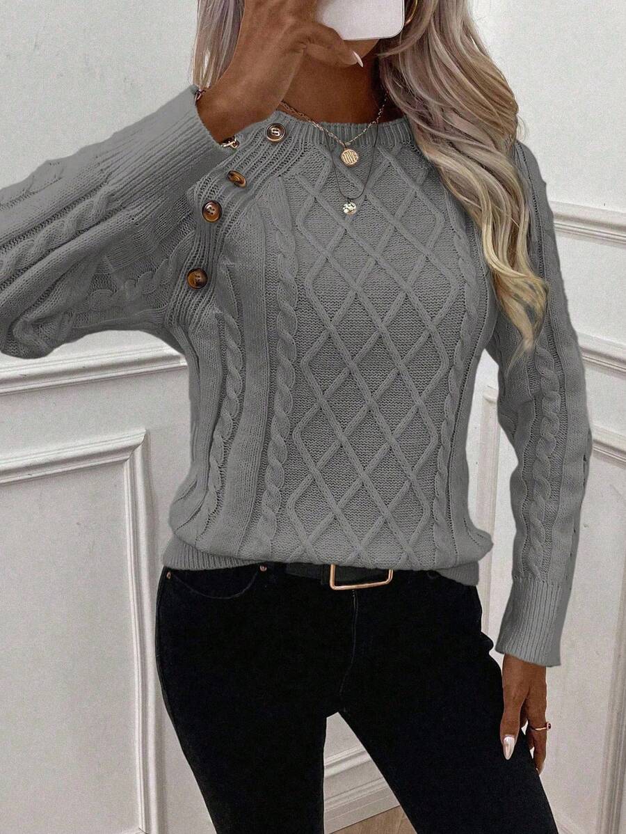 Clara Damenpullover Knopfdetails Zopfmuster