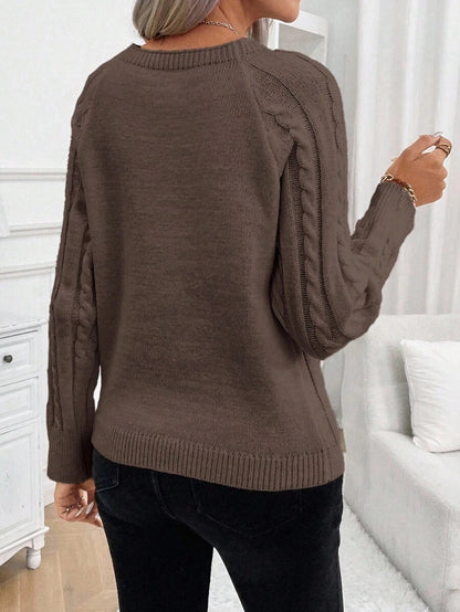 Clara Damenpullover Knopfdetails Zopfmuster