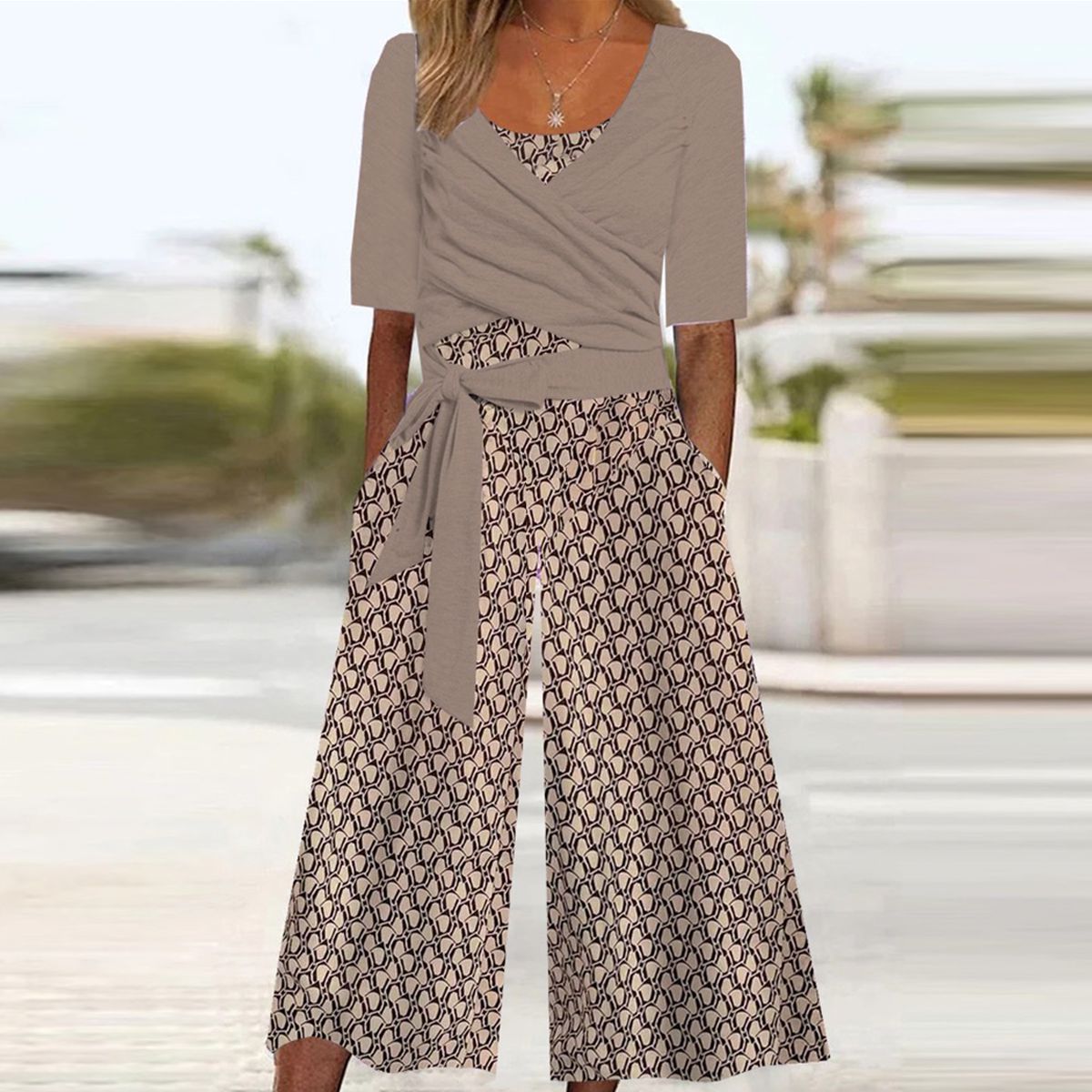 Damen Jumpsuit Mit Seitentaschen Schwarz - Norvielle