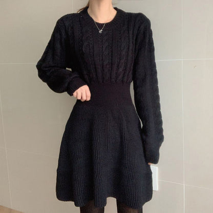 Damen Strickkleid Zopfstruktur Ausgestellter Saum Norvielle