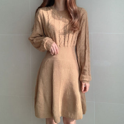 Damen Strickkleid Zopfstruktur Ausgestellter Saum Norvielle - Norvielle