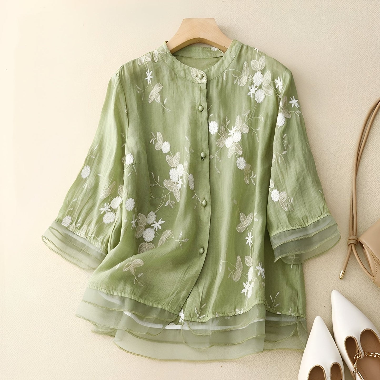 Elegante Damenbluse Gestickte Blumen Weiss