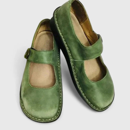 Damen Slip-On Schuhe mit Riemen Detail - Norvielle