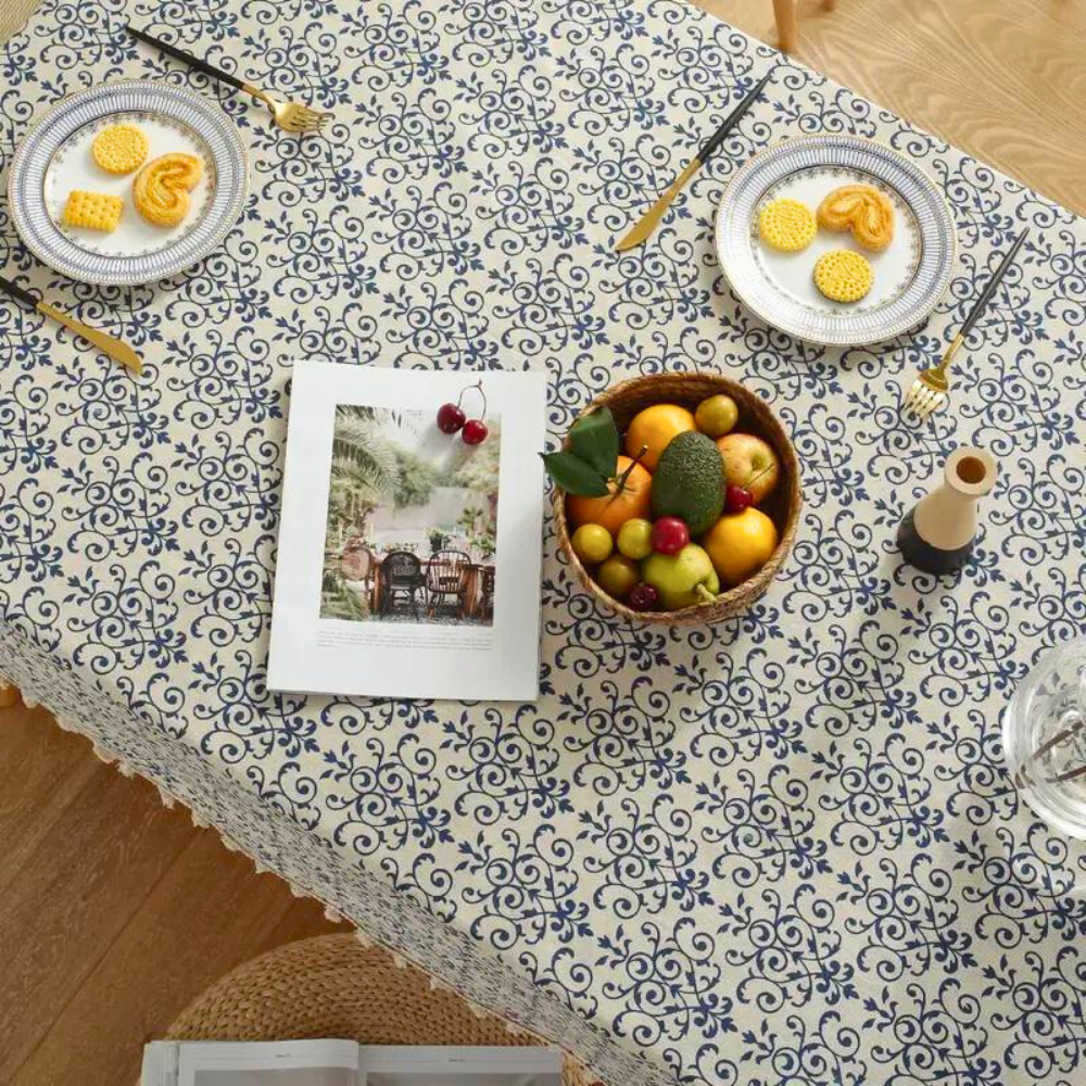 Gemusterte Tischdecke im Landhausstil - Norvielle