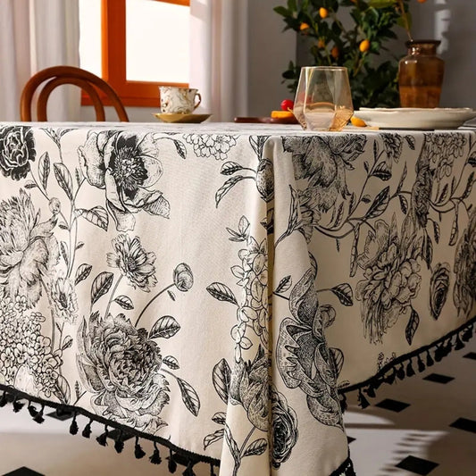 Bauernhaus-Tischdecke Schwarze Florale Quasten - Norvielle