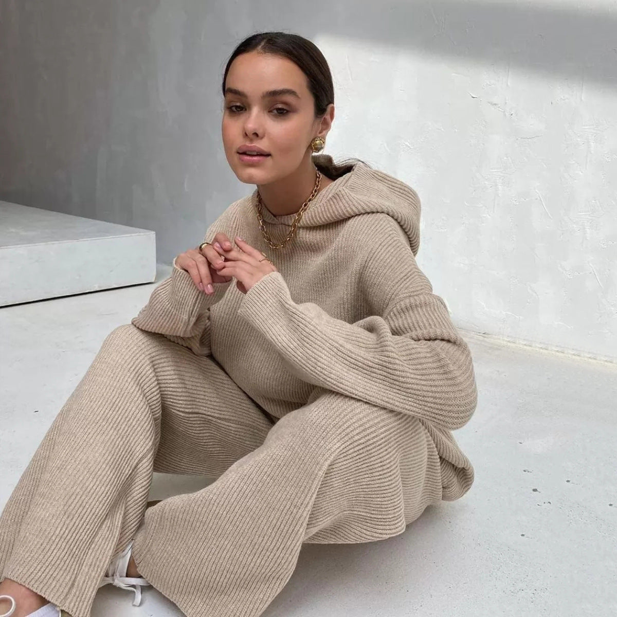 Damen Lounge-Set mit Kapuze und weitem Hosenbein Norvielle - Norvielle