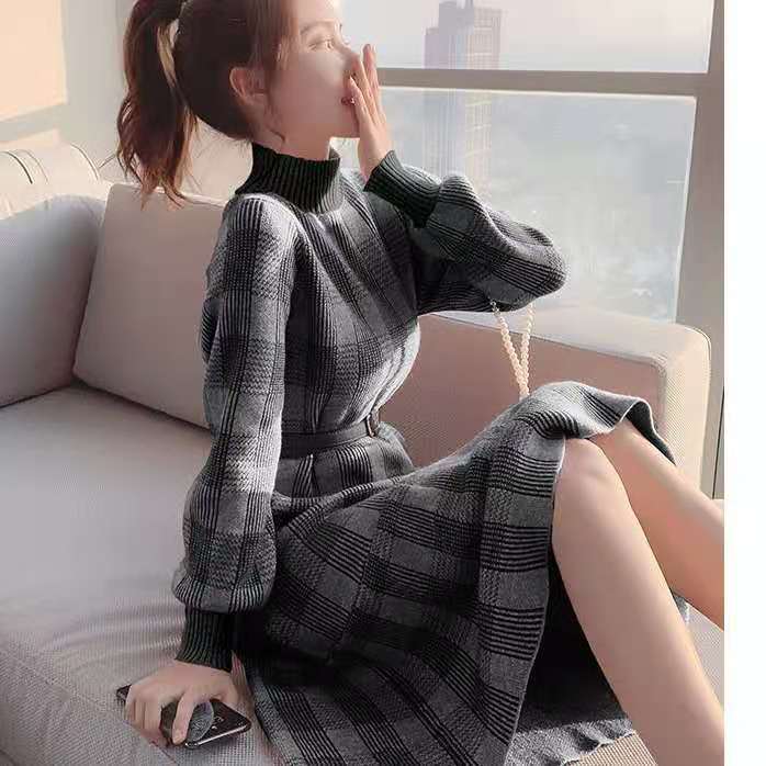 Damen Strickkleid Hochgeschlossener Kragen Tailliert Anthrazit