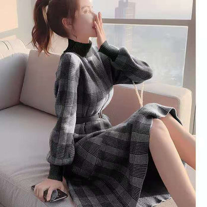 Damen Strickkleid Hochgeschlossener Kragen Tailliert Anthrazit