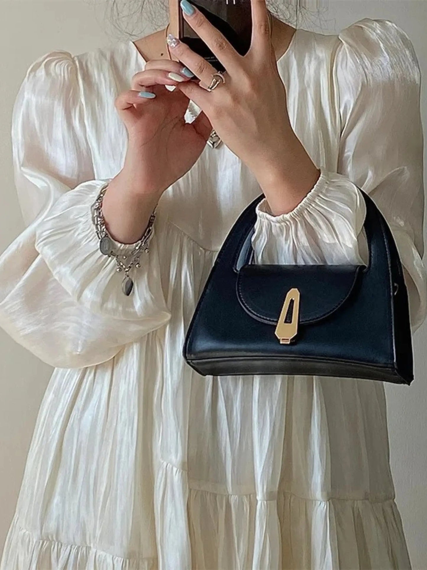 Dagmar Damen Mini Schultertasche Leder