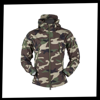 Taktisches Kampfjacket Militärstil Camo wird zu:
Taktisches