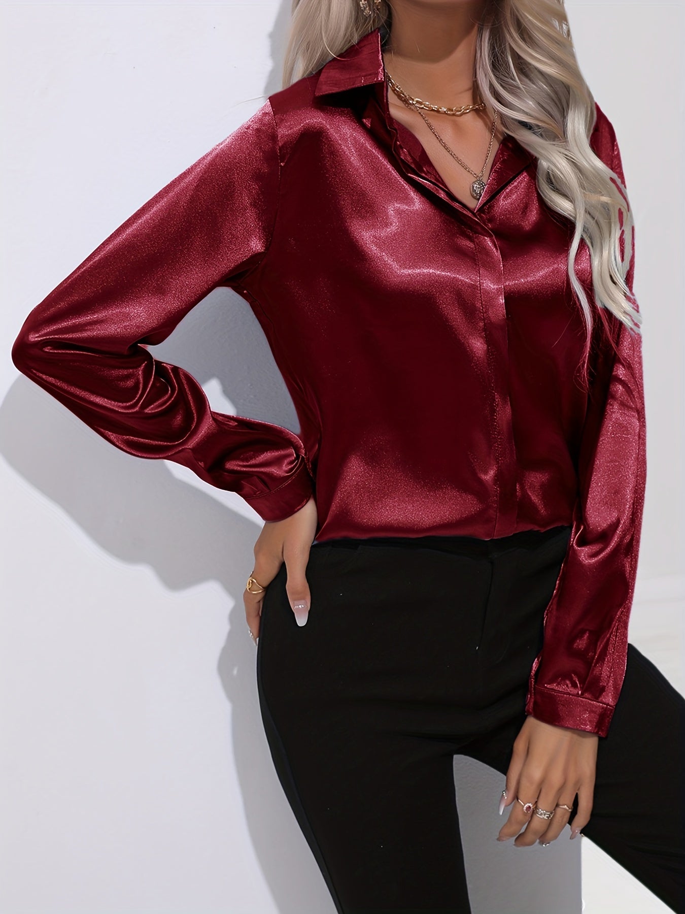 Avelyn Damen Satin-Bluse Reverskragen Knopfleiste Eleganz