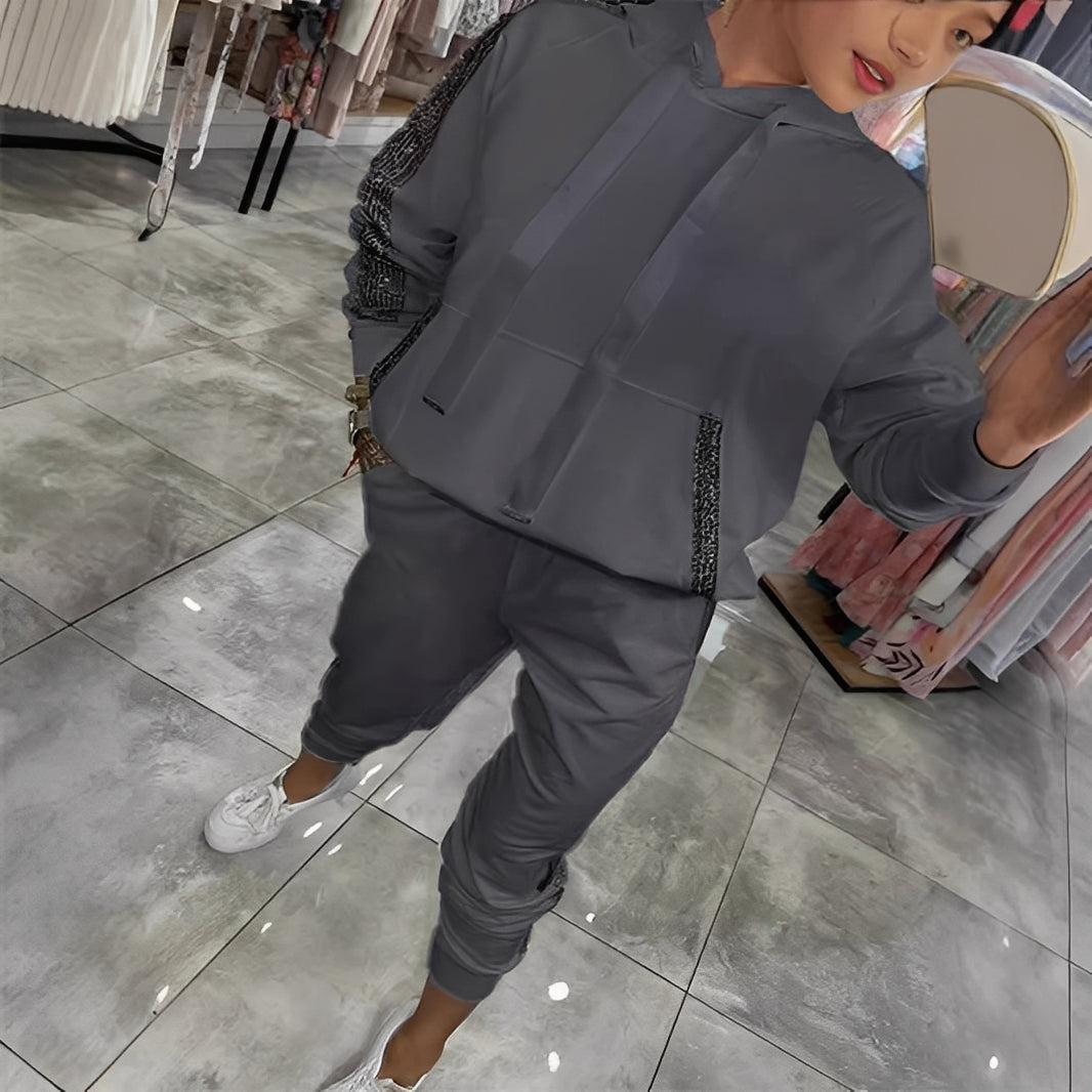Damen Kapuzenpullover Set aus Pullover und Hose Elegantes Design