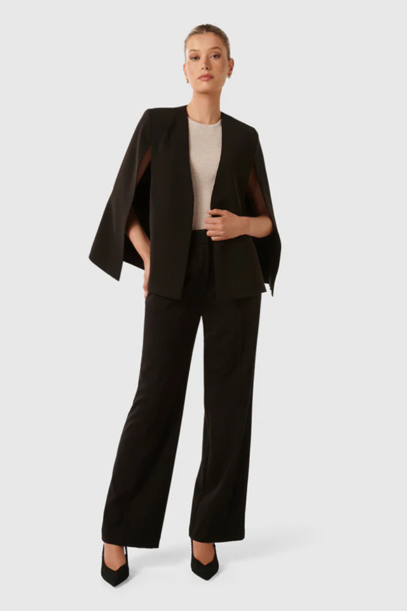 Damen Cape-Hut Elegantes Design