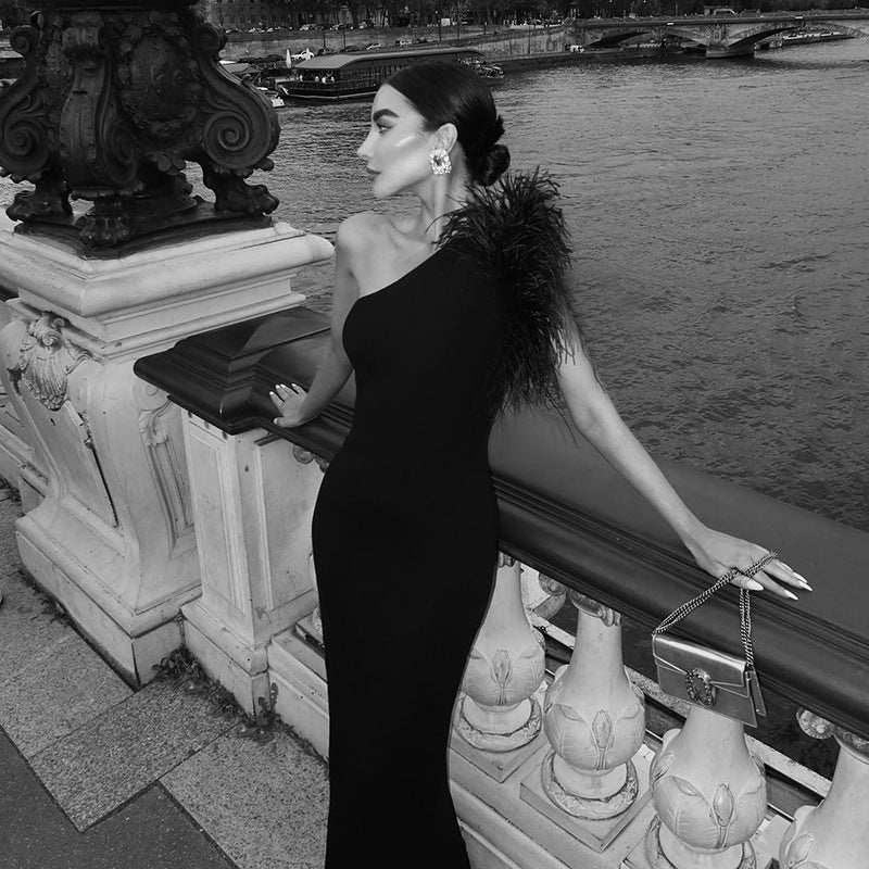Norvielle Damen Fellkleid Bardot-Ausschnitt Elegantes Design Schwarz - Norvielle