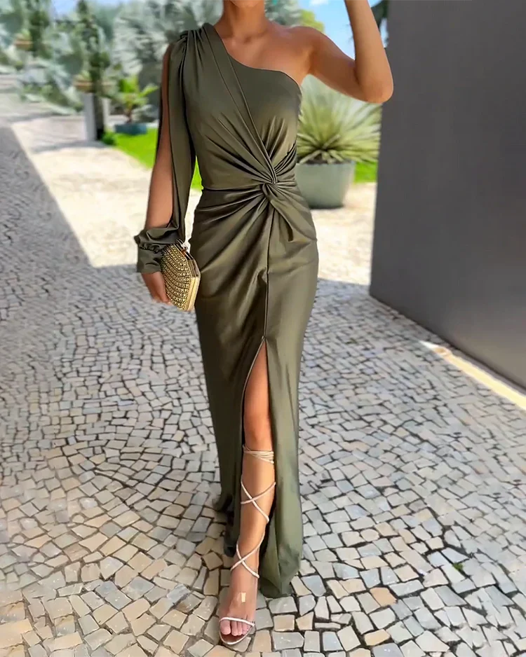 Elegantes Damenkleid mit einer Schulter Lang